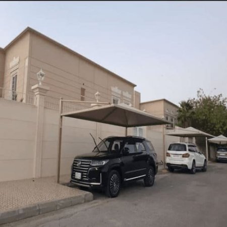 مظلات سيارات في مكة