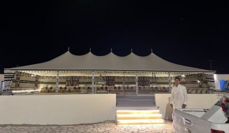 تركيب خيام ملكية في حي البساتين بجدة 