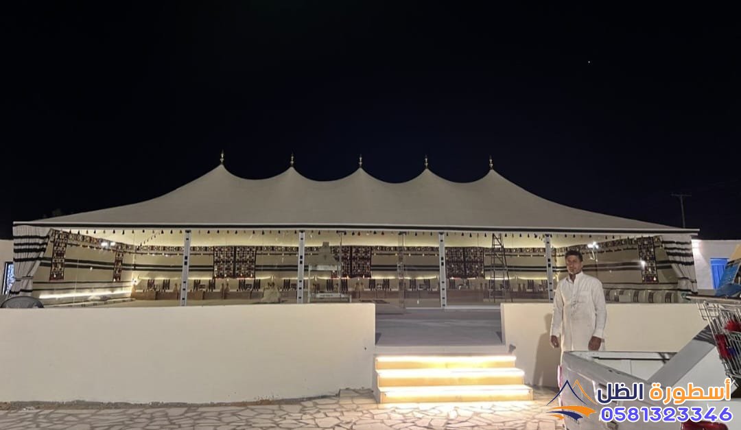تركيب خيام ملكية في حي البساتين بجدة